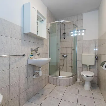 Apartment Jaksa *